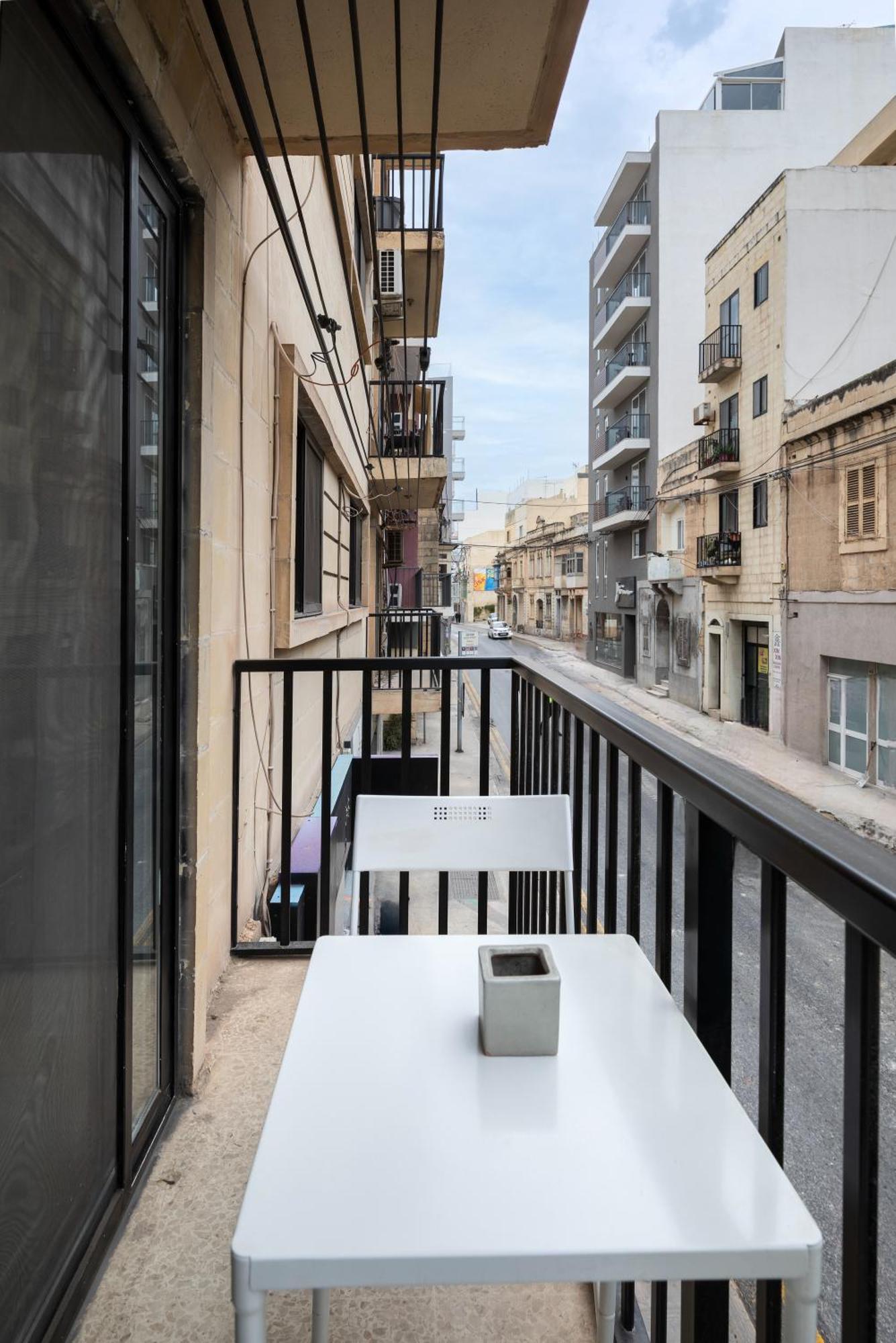 Modern 3 Bedroom & 3 Bathroom Apartment - Near Balluta Bay Saint Julian's 外观 照片